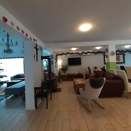 Otulina Gory Stolowe Holiday home *