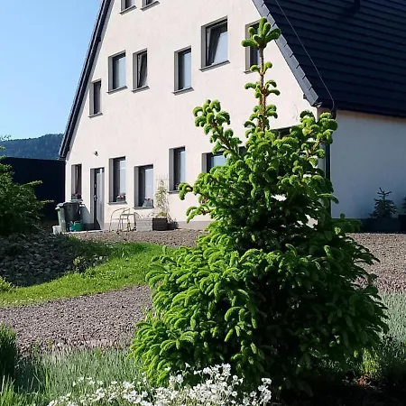 Otulina Dom W Gorach Stolowych Pod Szczelincem Pogranicze Pl-Cz Ferienhaus