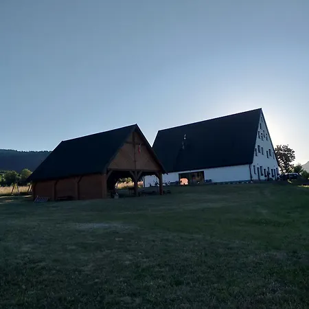 بيت للعطل Otulina - Dom U Podnoza Gor Stolowych رادكوف