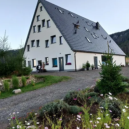 Casa de Férias Otulina - Wyjątkowa Z Widokiem W Górach Stołowych Radkow