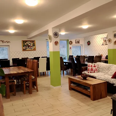 بيت للعطل Otulina - Dom U Podnoza Gor Stolowych رادكوف