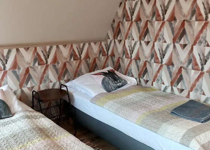 Otulina - Dom U Podnoza Gor Stolowych