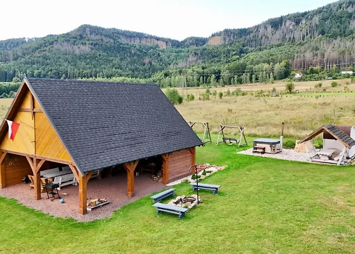 Otulina - Dom U Podnoza Gor Stolowych Casa vacanze *